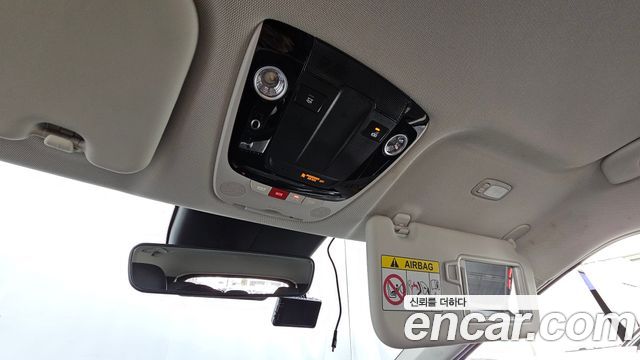 Kia EV6 Standard 4WD Air 2022 — фото 17