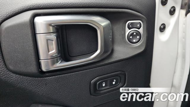 Jeep Wrangler (JL) 2.0 Overland 4Door 2019 — фото 13