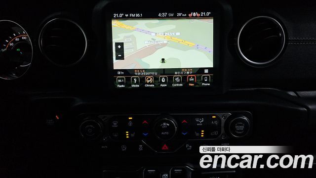 Jeep Wrangler (JL) 2.0 Overland 4Door 2019 — фото 18