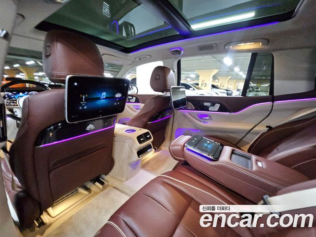 Mercedes-Benz GLS-Class (X167) Maybach GLS600 4MATIC 2023 — фото 17