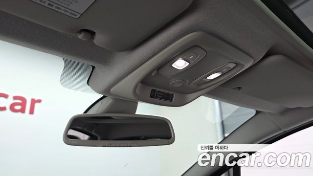 Renault Korea Clio Intens 2018 — фото 17