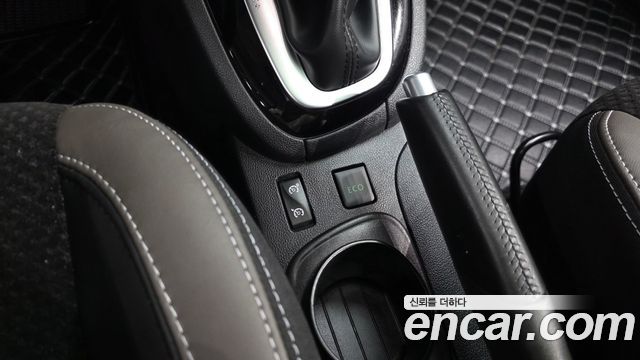 Renault Korea Clio Intens 2018 — фото 28