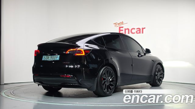 Tesla Model Y Performance AWD 2022 — фото 2