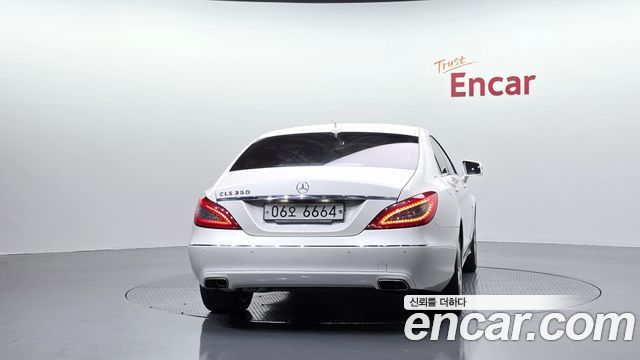 Mercedes-Benz CLS-Class (W218) CLS350 BlueEFFICIENCY 2012 — фото 4