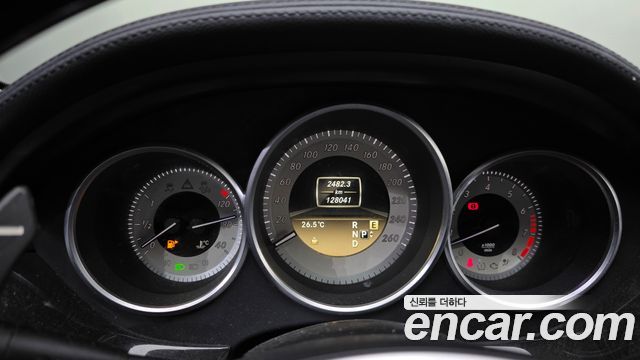 Mercedes-Benz CLS-Class (W218) CLS350 BlueEFFICIENCY 2012 — фото 8