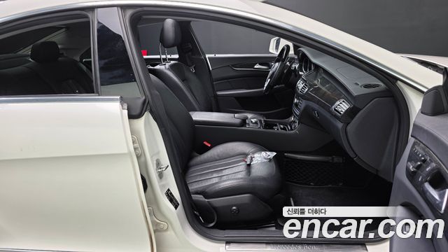 Mercedes-Benz CLS-Class (W218) CLS350 BlueEFFICIENCY 2012 — фото 26