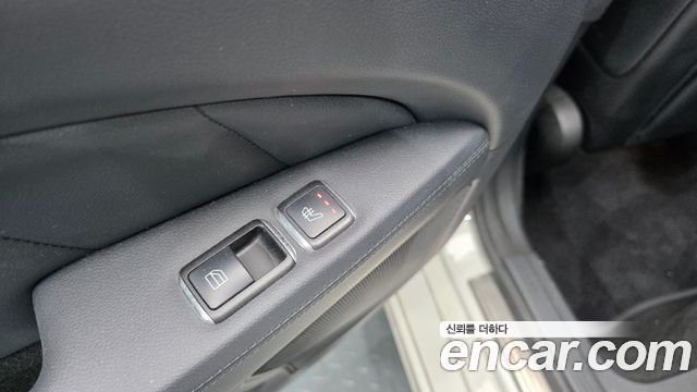 Mercedes-Benz CLS-Class (W218) CLS350 BlueEFFICIENCY 2012 — фото 29