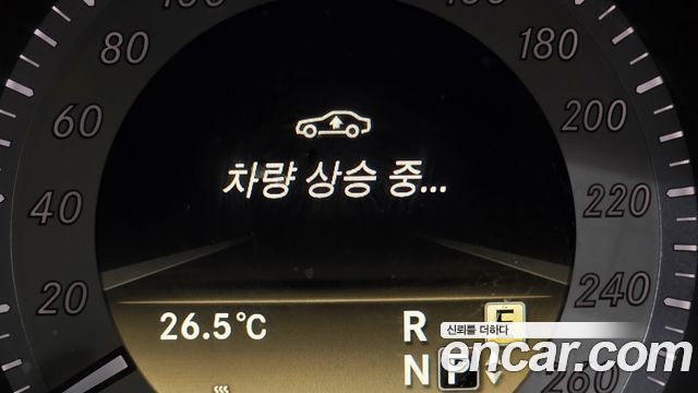 Mercedes-Benz CLS-Class (W218) CLS350 BlueEFFICIENCY 2012 — фото 31