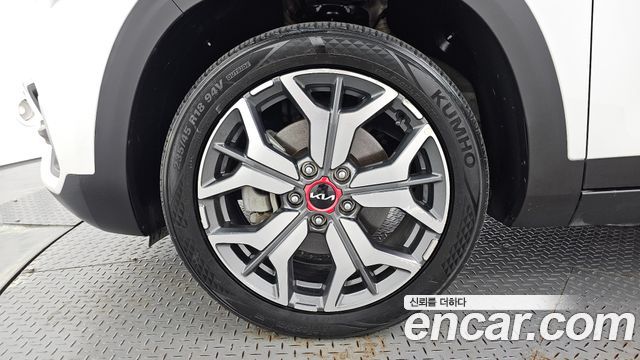 Kia Seltos Gasoline 1.6 Turbo 2WD Signature 2022 — фото 5