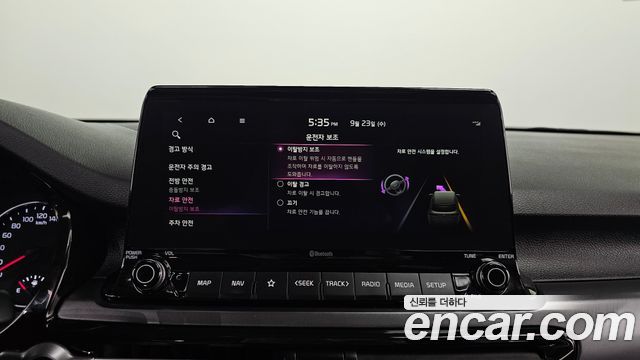 Kia Seltos Gasoline 1.6 Turbo 2WD Signature 2022 — фото 17