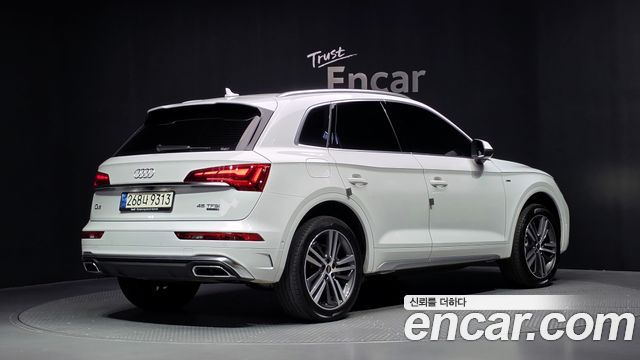 Audi Q5 (FY) 45 TFSI Quattro Premium 2021 — фото 2