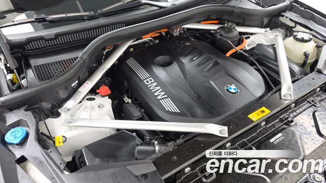 BMW X5 (G05) xDrive 50e M Sport 2024 — фото 6
