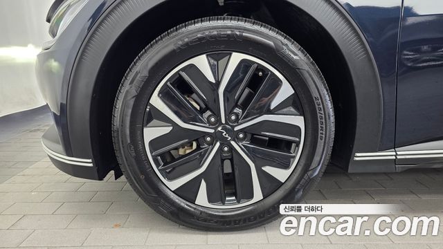 Kia EV6 Standard 4WD Air 2022 — фото 5