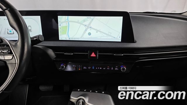 Kia EV6 Standard 4WD Air 2022 — фото 14