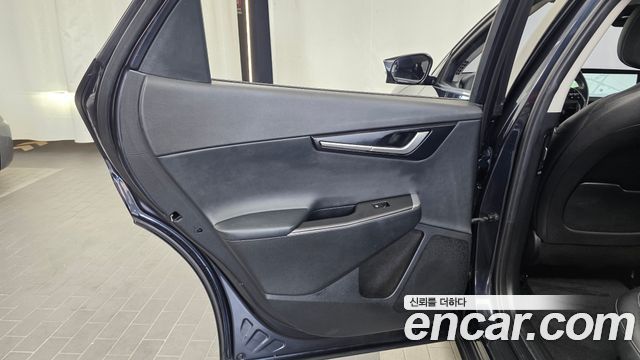 Kia EV6 Standard 4WD Air 2022 — фото 25