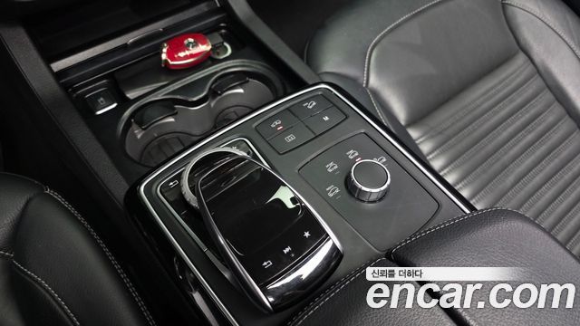 Mercedes-Benz GLE-Class (W166) GLE350 d 4MATIC Coupe 2017 — фото 17
