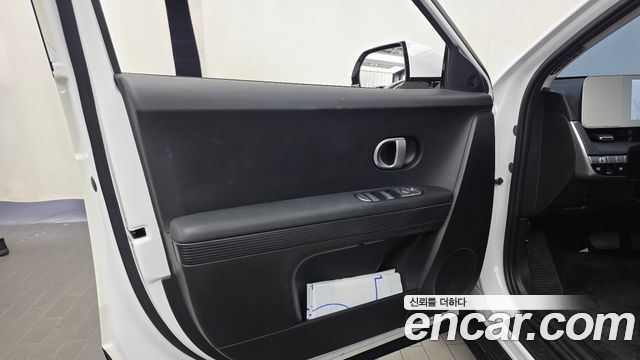Hyundai Ioniq 5 Standard Exclusive 2023 — фото 24