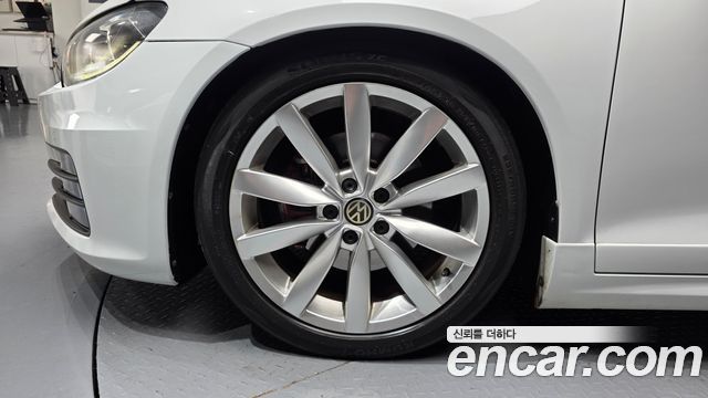 Volkswagen Scirocco 2.0 TDI R-Line 2015 — фото 5