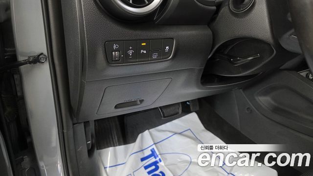 Hyundai Kona Hybrid Modern 2023 — фото 18