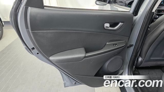 Hyundai Kona Hybrid Modern 2023 — фото 25