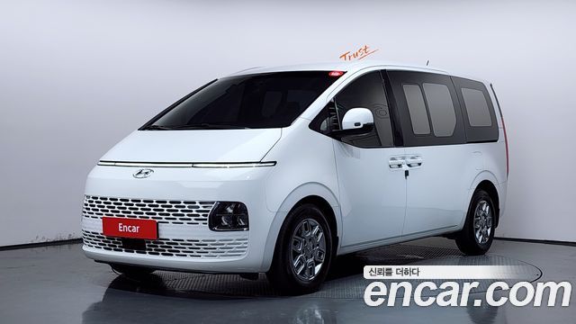 Hyundai Staria Cargo 5-Seater Modern 2022 — фото 1