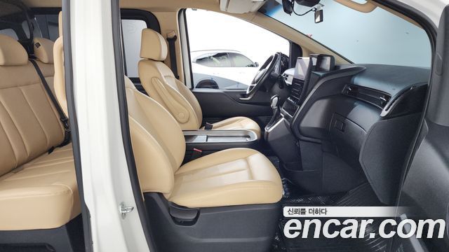 Hyundai Staria Cargo 5-Seater Modern 2022 — фото 32