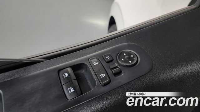Hyundai Staria Cargo 5-Seater Modern 2022 — фото 35