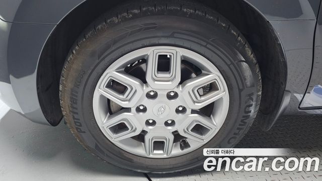 Hyundai Staria L3.5 Cargo 5-Seater Modern 2022 — фото 5