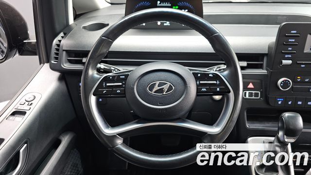 Hyundai Staria L3.5 Cargo 5-Seater Modern 2022 — фото 12
