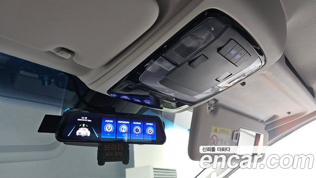 Hyundai Staria L3.5 Cargo 5-Seater Modern 2022 — фото 18