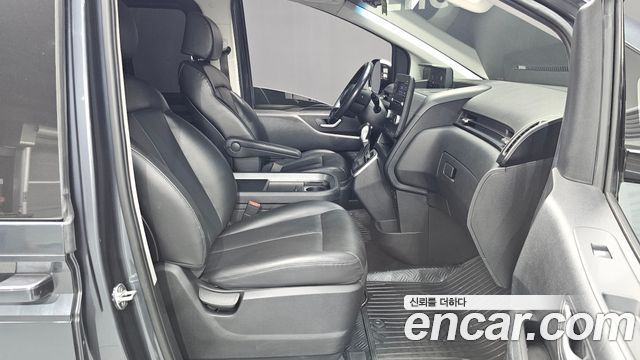 Hyundai Staria L3.5 Cargo 5-Seater Modern 2022 — фото 26