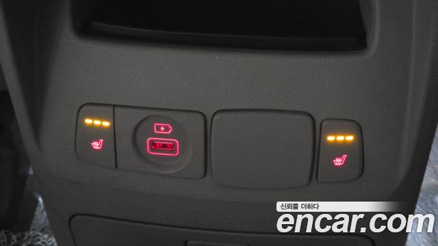 Kia Carnival 9-Seater Luxury 2019 — фото 20