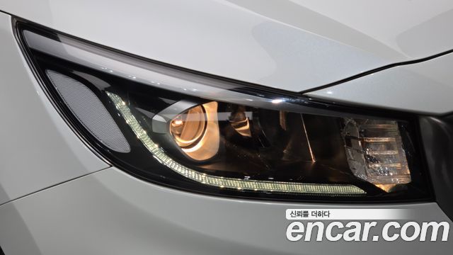 Kia Carnival 9-Seater Luxury 2019 — фото 22