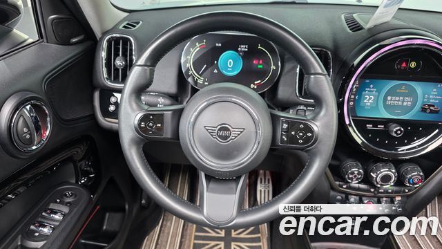 MINI Cooper Countryman Classic 2nd 2022 — фото 13
