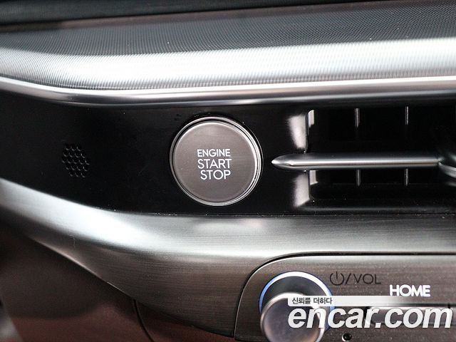 Hyundai Grandeur (GN7) 2,5 Gasoline 2WD Exclusive 2024 — фото 8