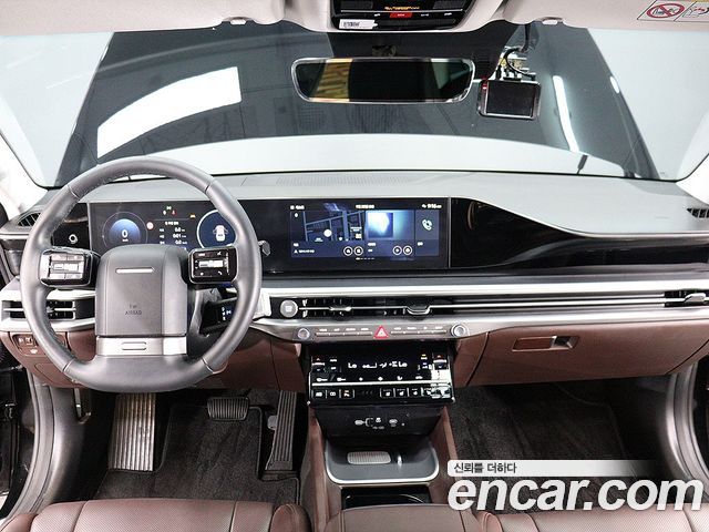 Hyundai Grandeur (GN7) 2,5 Gasoline 2WD Exclusive 2024 — фото 17