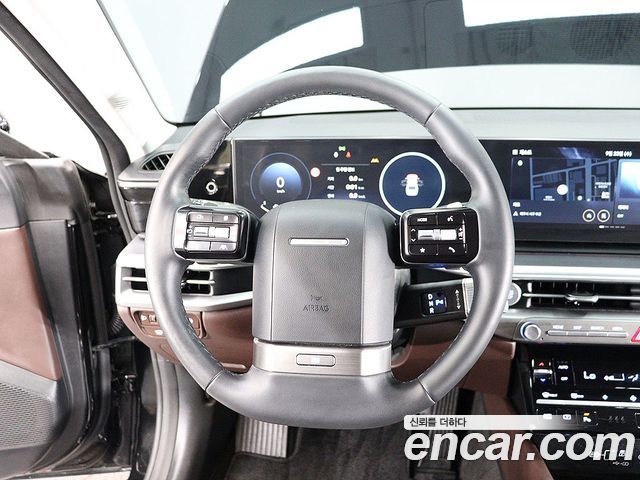 Hyundai Grandeur (GN7) 2,5 Gasoline 2WD Exclusive 2024 — фото 18