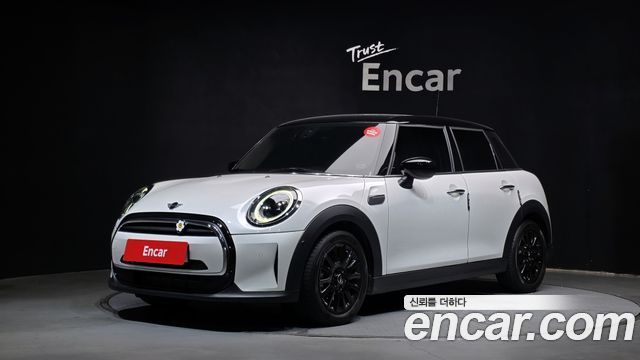 MINI Cooper 5Door Classic Third Generation