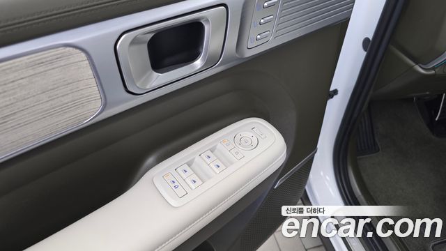 Hyundai Santa Fe (MX5) HEV 1.6 2WD Calligraphy 2024 — фото 29