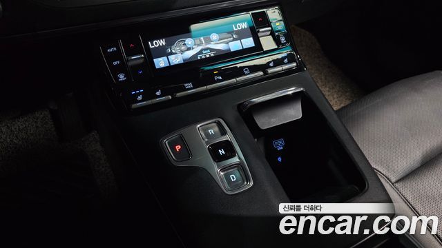 Hyundai Grandeur (IG) 2.5 Premium 2023 — фото 9