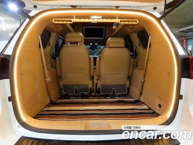 Kia Carnival Gasoline 7-Seater Hi-Limousine President 2019 — фото 19