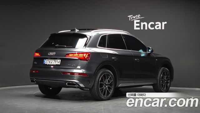 Audi Q5 (FY) 45 TFSI Quattro Premium 2024 — фото 2
