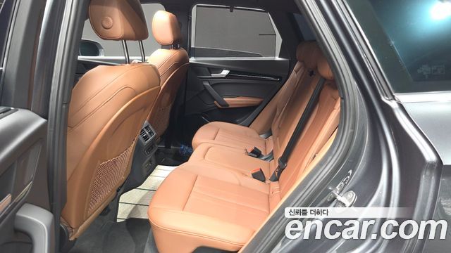 Audi Q5 (FY) 45 TFSI Quattro Premium 2024 — фото 32