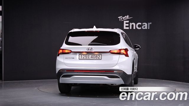 Hyundai Santa Fe Diesel 2.2 2WD Premium Choice 2021 — фото 4