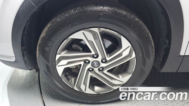 Hyundai Santa Fe Diesel 2.2 2WD Premium Choice 2021 — фото 5