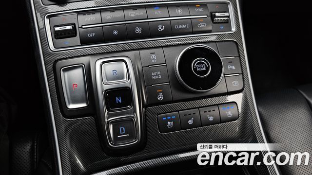 Hyundai Santa Fe Diesel 2.2 2WD Premium Choice 2021 — фото 9