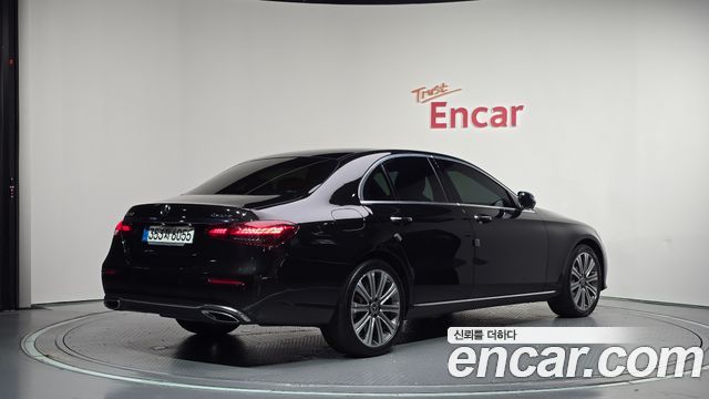 Mercedes-Benz E-Class (W213) E450 4MATIC Exclusive 2022 — фото 2