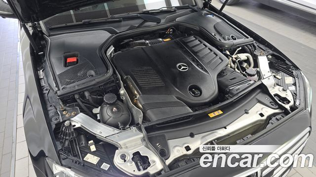 Mercedes-Benz E-Class (W213) E450 4MATIC Exclusive 2022 — фото 6