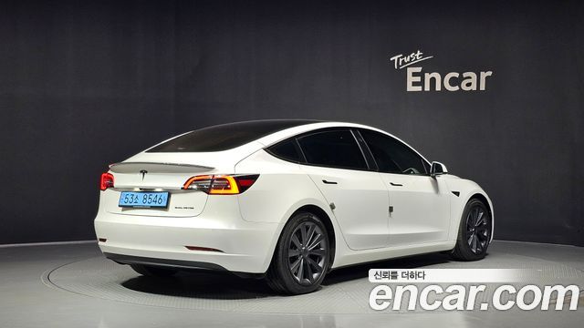 Tesla Model 3 Long Range AWD 2022 — фото 2