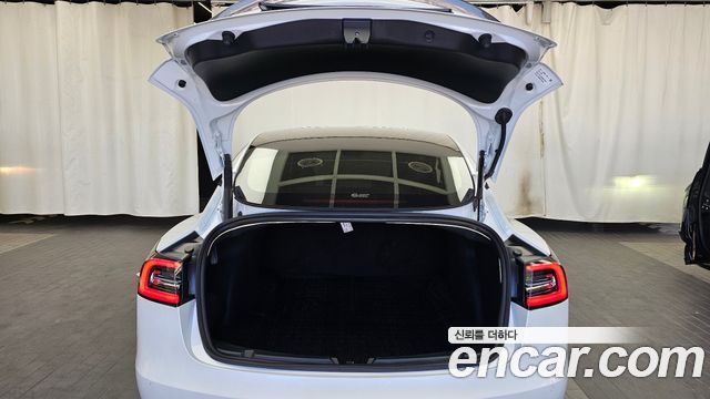 Tesla Model 3 Long Range AWD 2022 — фото 20